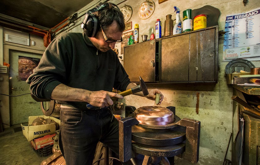 Lavorazione a mano del rame